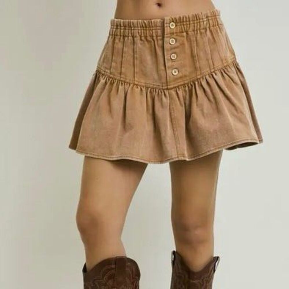 Lelis Women’s Tan Twill Pin tuck Skirt Size Large NEW